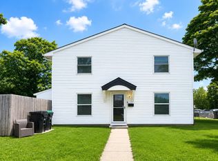 1 Maureen Ct, Sicklerville, NJ 08081