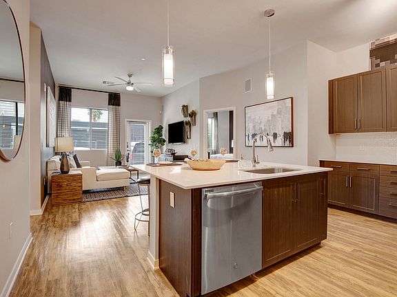 Park on Central Kitchen Island