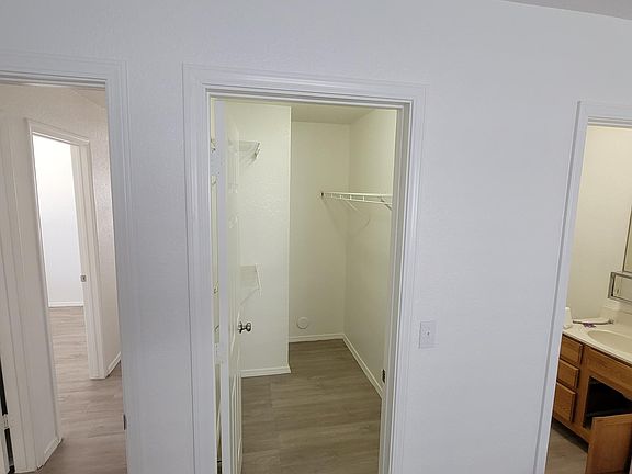 2nd image of 807 Gemstone Ave #2