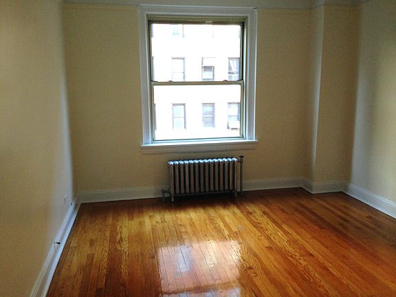 2nd image of 52 E 10th St #7B