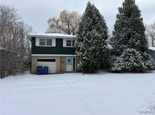 274 Cindy Dr, Williamsville, NY