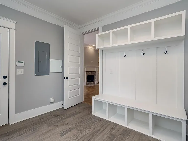 1405 Dallas Ave — Photo 15