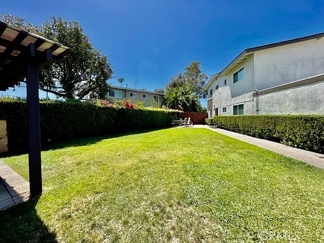 2964 Peppertree Ln #A — Photo 41