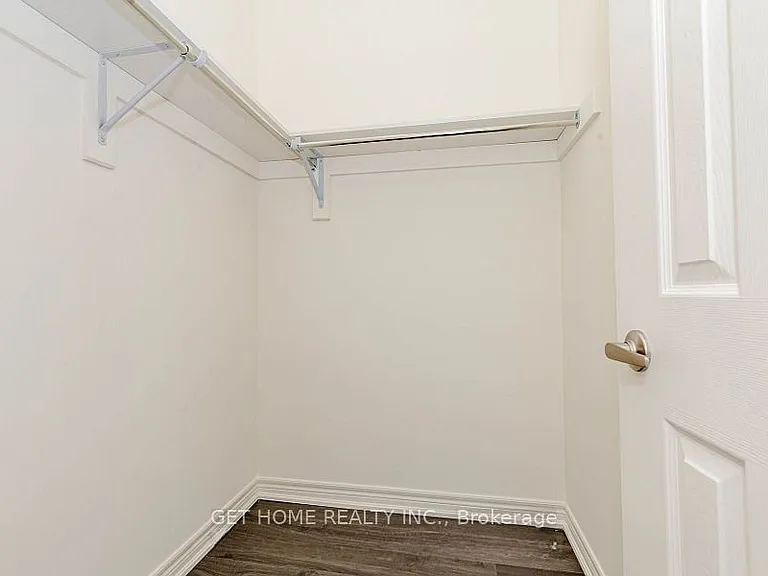 20 Silver Meadow Gdns — Photo 24