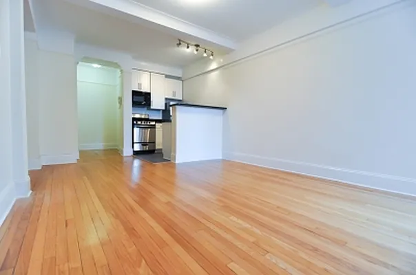 Rented by Citi Habitats | media 9