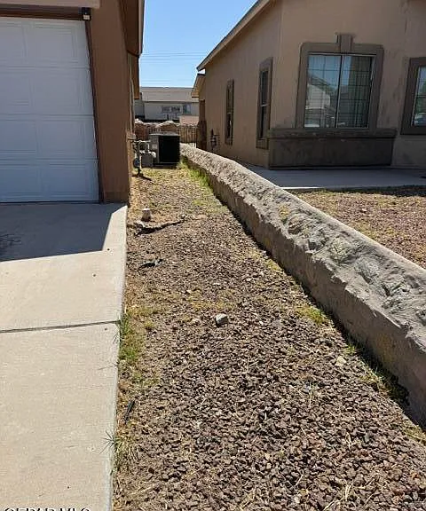 2508 Sparrow Point St — Photo 13
