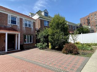139-51 Pershing Cres #HS, Jamaica, NY 11435