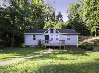 549 Pineland Cir, Mableton, GA 30126