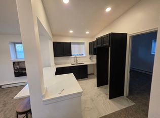 17270 Bentler St APT 43, Detroit, MI 48219