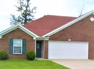 124 Clover Ct, Radcliff, KY 40160