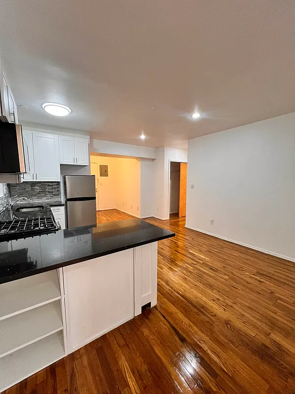 トップス #HOUSESET E50 E953 W5836 Edgewood Dr, Menasha, WI 54952 | Zillow