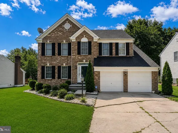 1904 Catherine Fran Dr, Accokeek, MD 20607