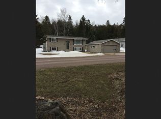 1011 9th Ave, Houghton, MI 49931