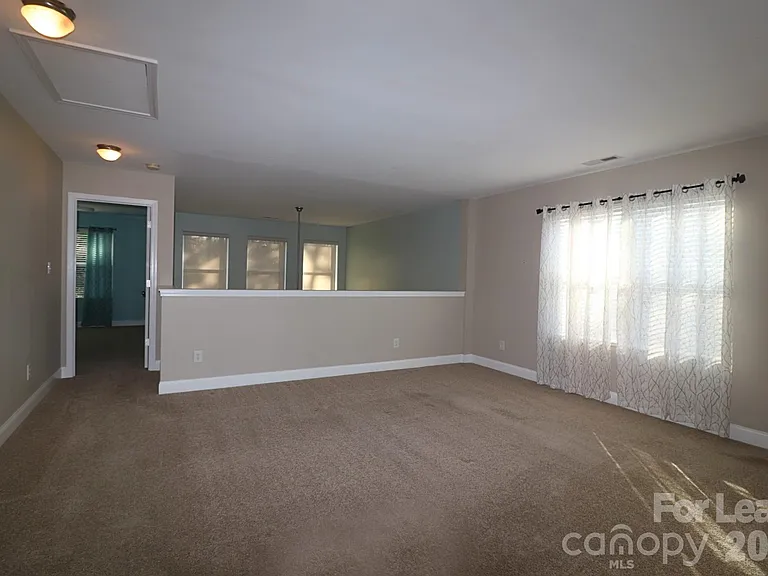 2090 Shady Pond Dr — Photo 20