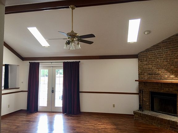 Skylights Empty Room