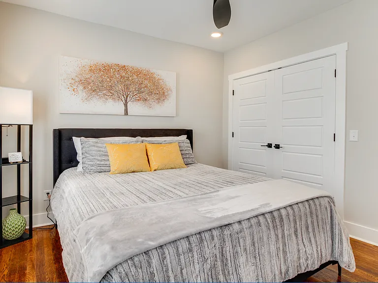905 E Park Ave #B — Photo 12