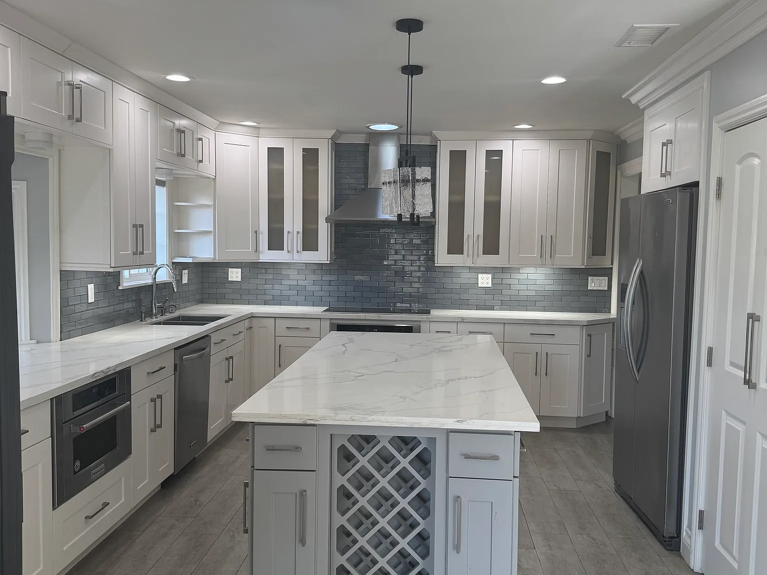 3 bed, 2000 sqft, $4,500 — Photo 3