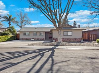1140 Wildflower Dr, Modesto, CA 95355