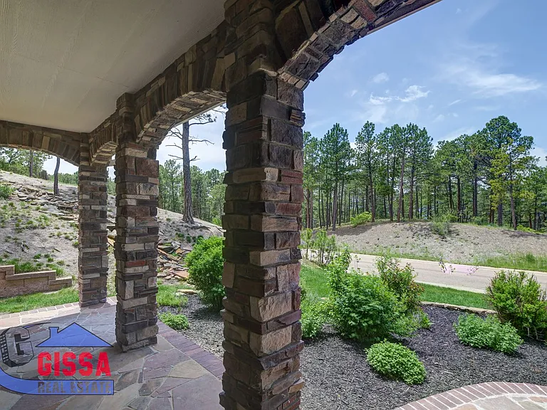 1043 Longspur Ln — Photo 9
