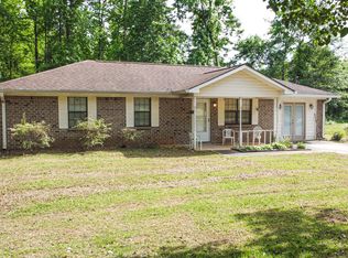 140 Grove Creek Dr, Locust Grove, GA 30248