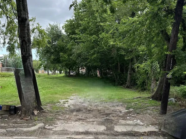 1510 Bayou St, Houston, TX 77020
