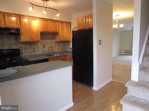 5th image of 11113 Rock Garden Dr