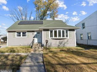 333 Mercer St, Gloucester City, NJ 08030