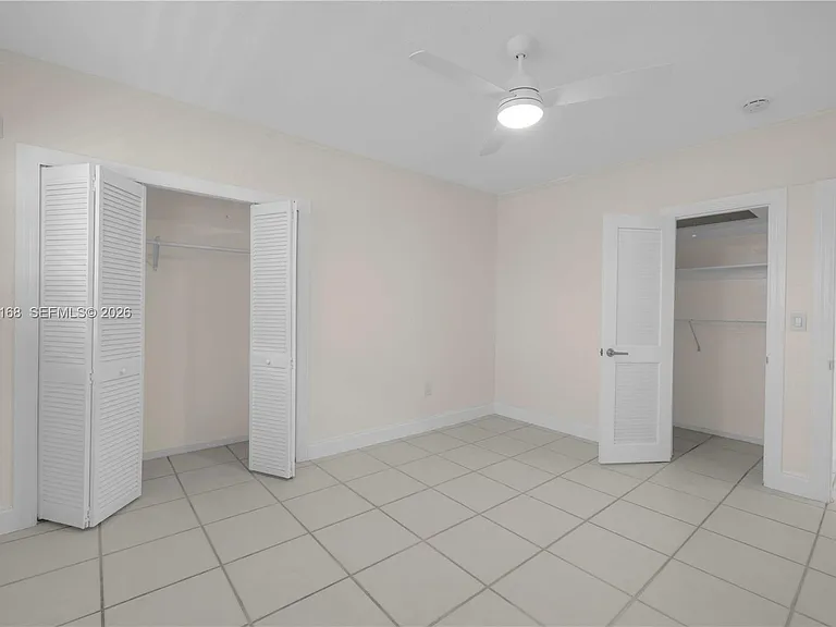 462 Golden Isles Dr #210 — Photo 8