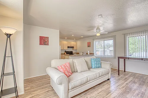 1833 E Water St #2 Photo 1