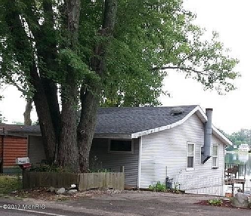 1st image of 68446 Dailey Rd
