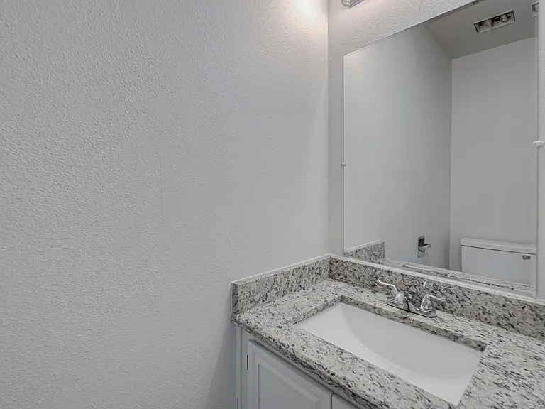 1411 Prentice St — Photo 18