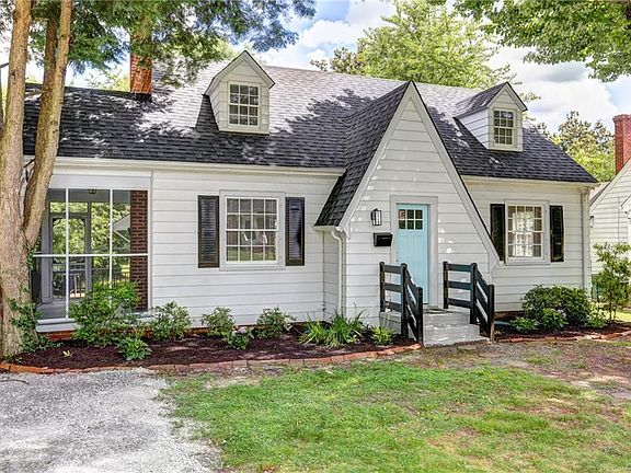 5th image of 2309 Farrand Dr