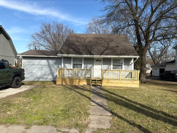 507 S Shaw St, Richmond, MO 64085