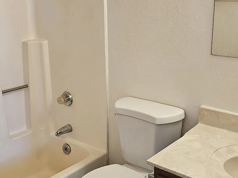 6148 E Greenway St #3 — Photo 3