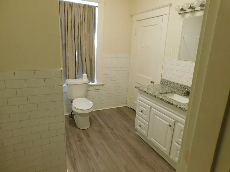 1015 Scott St #1 — Photo 14