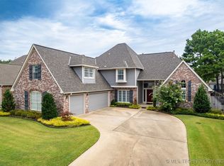 5729 E 102nd St, Tulsa, OK 74137