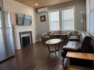 915 8th St #2, Galveston, TX 77550