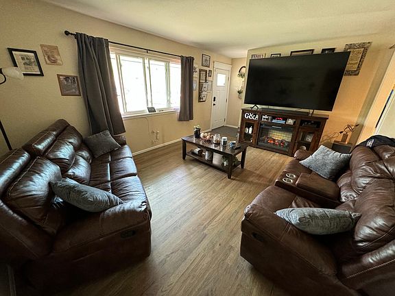 4th image of 2915 Fremont Dr
