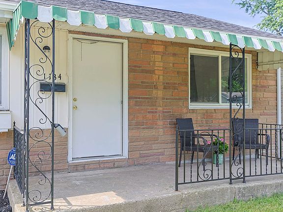 4th image of 1134 Kinyon St