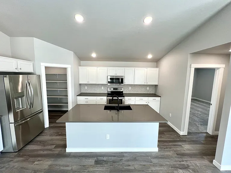 7050 W Grand Rapids Dr — Photo 16