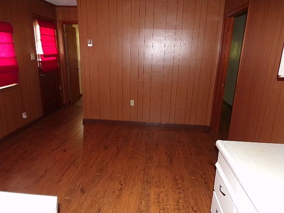 5th image of 60 Bill Decker Ln