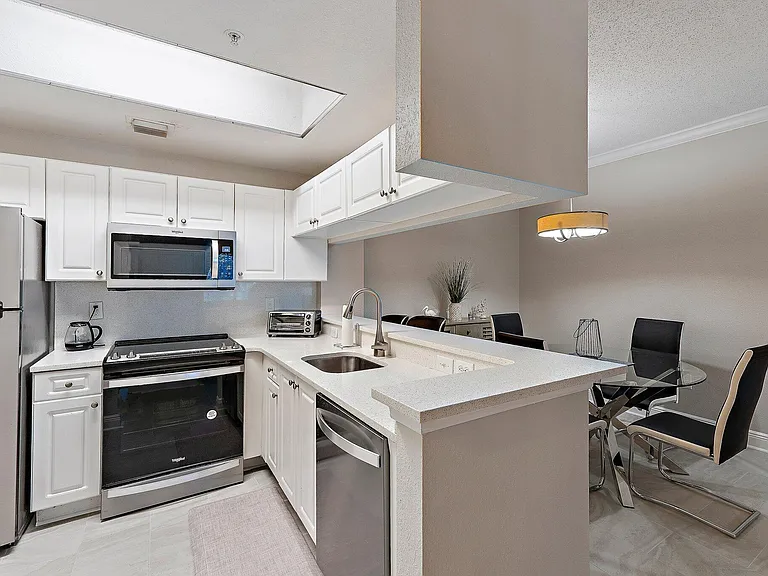 2809 Amalei Dr #203 — Photo 15
