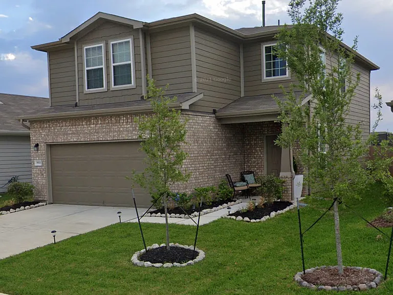 5911 Waggoner Ranch Trl — Photo 1