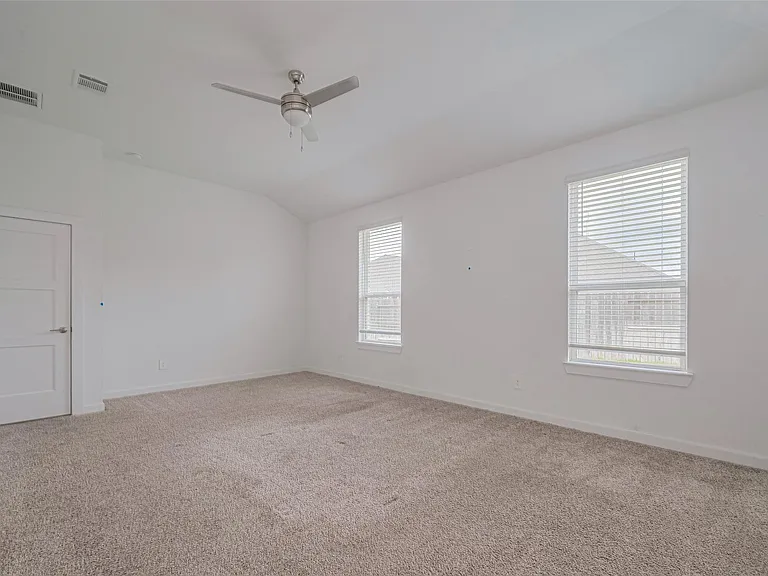 133 Aurora Spgs — Photo 8