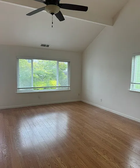 1748 Shelley Dr — Photo 13