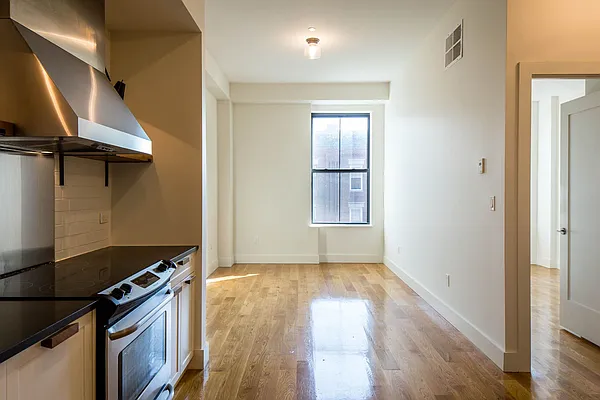 Rented by Nooklyn NYC LLC | media 96