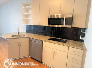 525 E 6th St UNIT 413, Charlotte, NC 28202