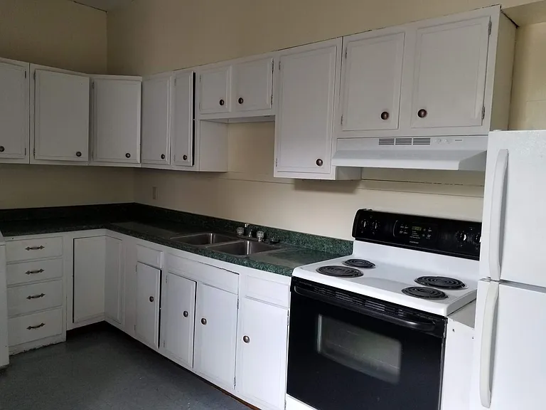 205 W Church St #3 — Photo 6