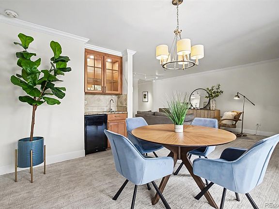 5th image of 700 N Washington Street #202