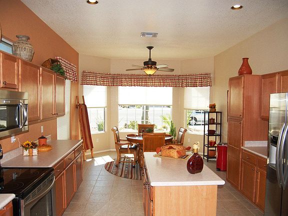 5th image of 9847 N Sunflower Park Dr